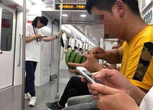 上海公交吃瓜群众,吃瓜群众的日常观察与热议